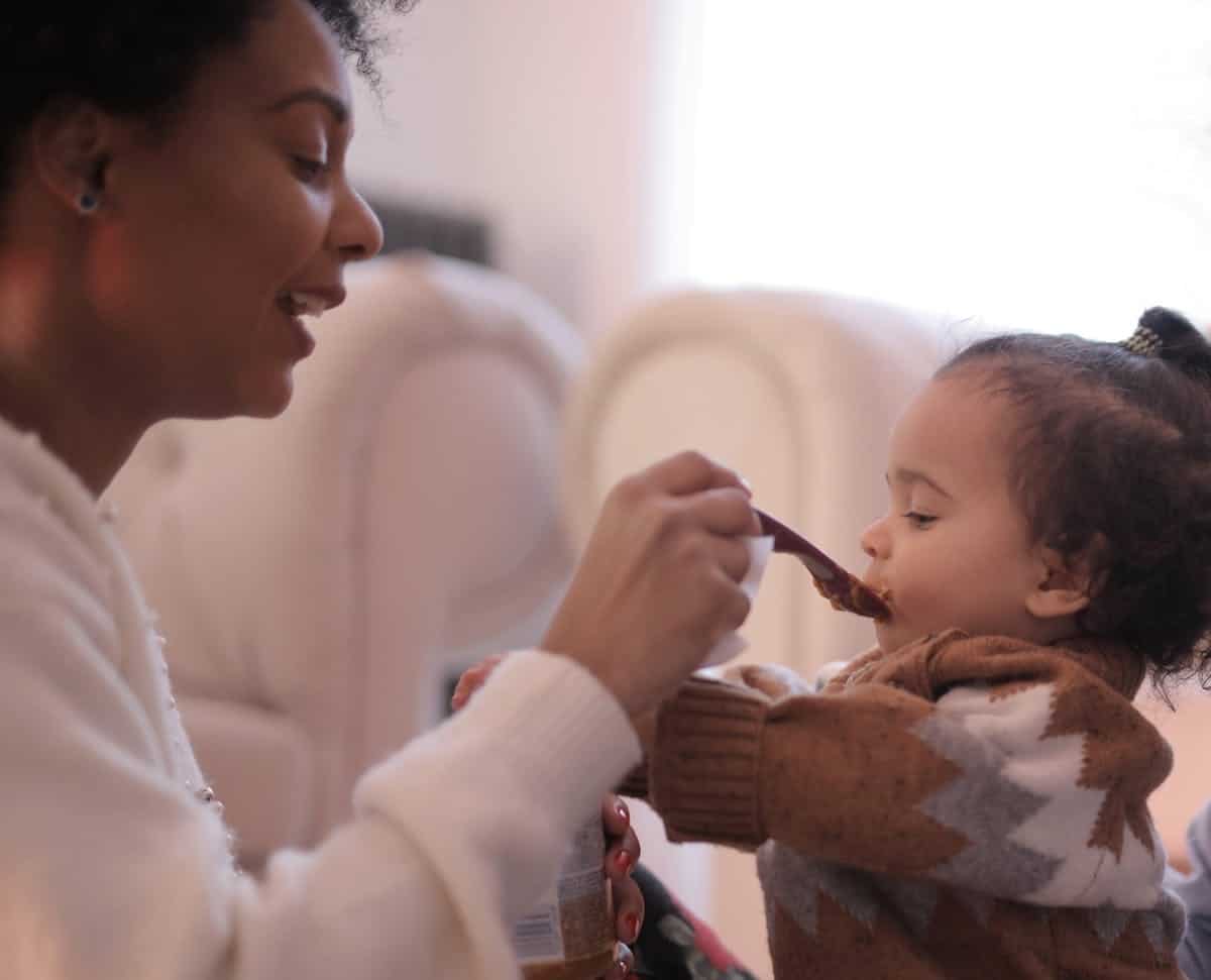 bébé  alimentation